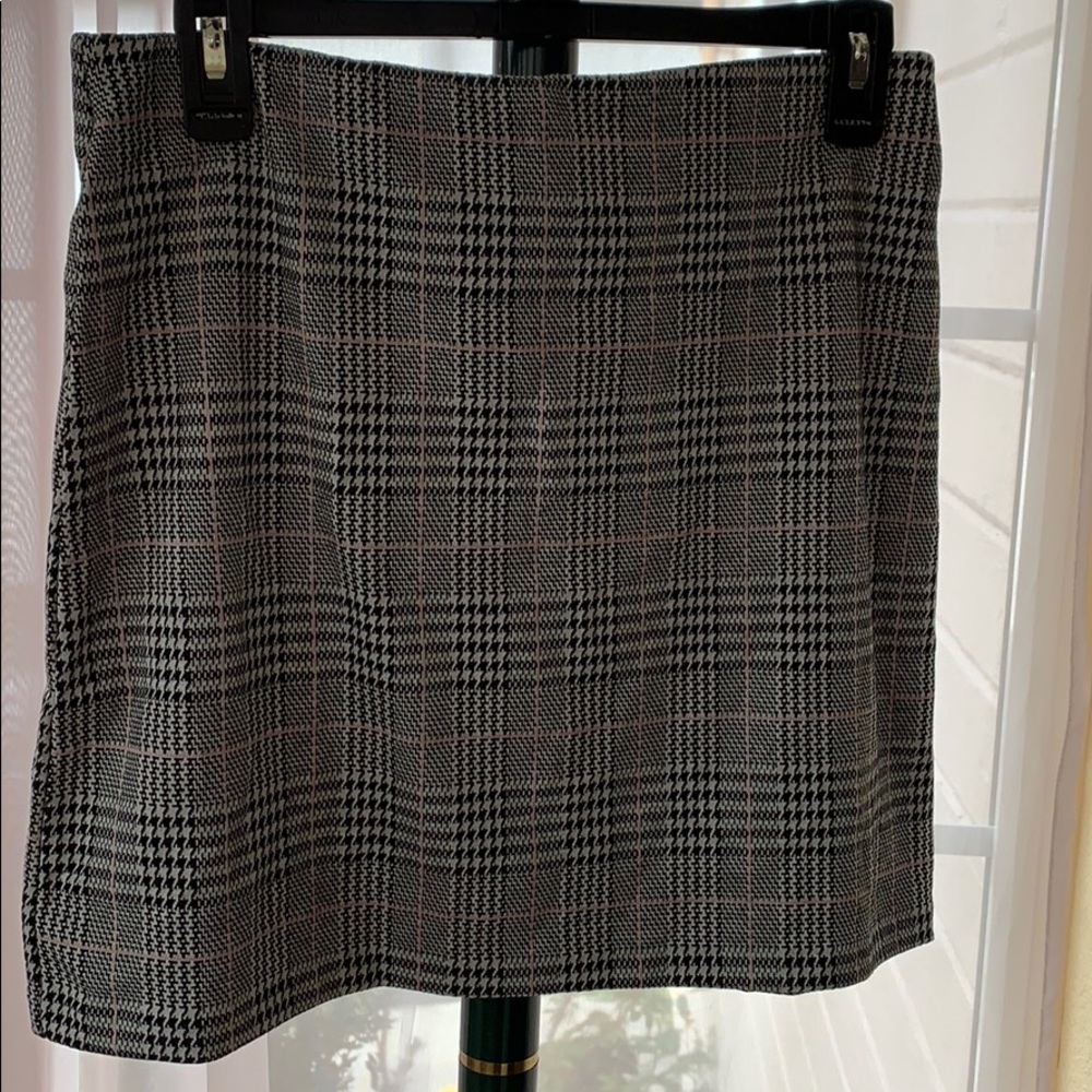 Mini skirt.